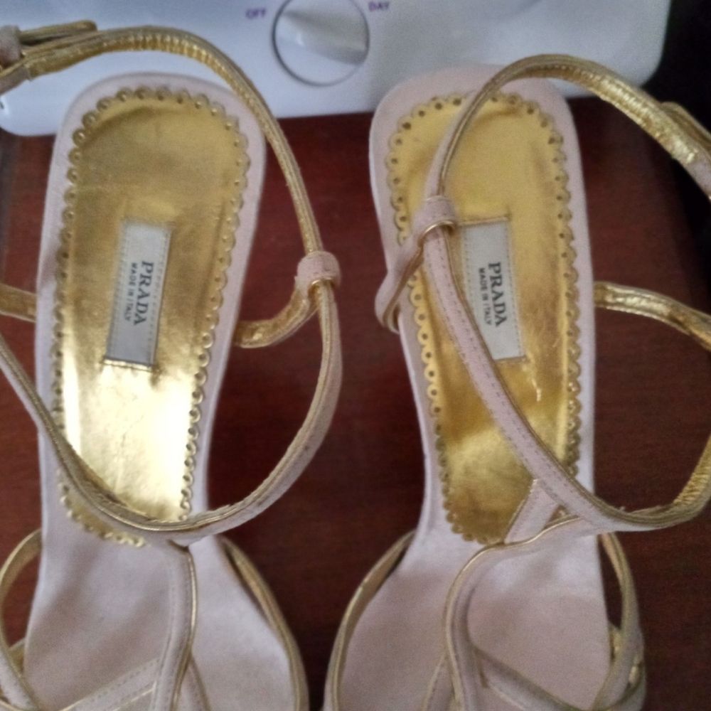 Women's Prada dress shoes size 37.5 US size 7.5